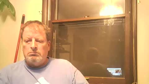 Snapshot of scottpbi52 chatting on 09/10/25, 12:43 scottpbi52 online show from 09/10/25, 12:43