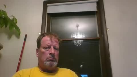 Snapshot of scottpbi52 chatting on 09/13/25, 03:39 scottpbi52 online show from 09/13/25, 03:39