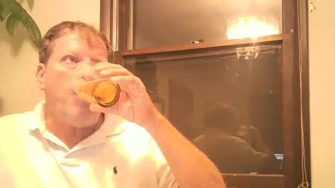 Snapshot of scottpbi52 chatting on 09/22/25, 01:18 scottpbi52 online show from 09/22/25, 01:18
