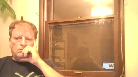 Snapshot of scottpbi52 chatting on 09/23/25, 01:52 scottpbi52 online show from 09/23/25, 01:52