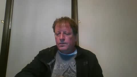 Snapshot of scottpbi52 chatting on 05/04/26, 03:24 scottpbi52 online show from 05/04/26, 03:24
