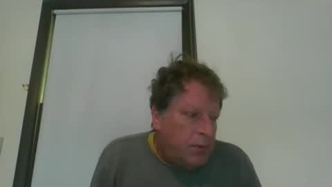 Snapshot of scottpbi52 chatting on 05/17/26, 12:12 scottpbi52 online show from 05/17/26, 12:12