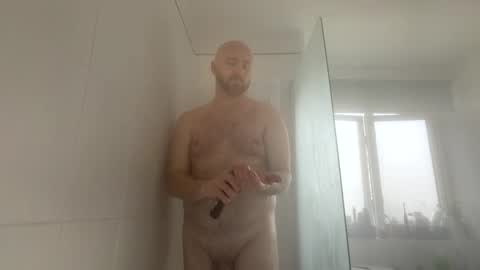 Snapshot of scottric chatting on 03/22/26, 03:15 SexyDaddy online show from 03/22/26, 03:15