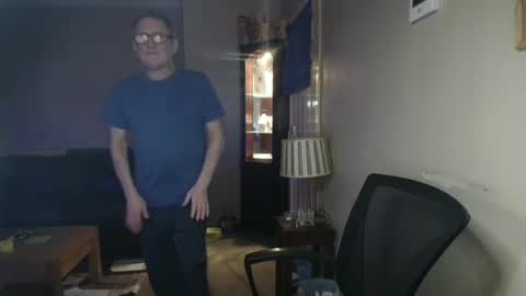 Snapshot of scottsman214 chatting on 03/12/26, 06:47 James online show from 03/12/26, 06:47