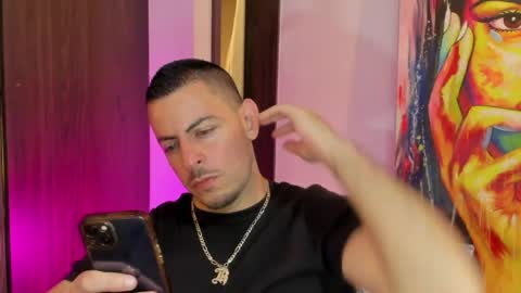 Snapshot of scotty_music chatting on 05/18/26, 12:29 Ricardo online show from 05/18/26, 12:29
