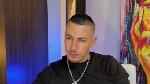 Snapshot of scotty_music chatting on 05/22/26, 01:13 Ricardo online show from 05/22/26, 01:13
