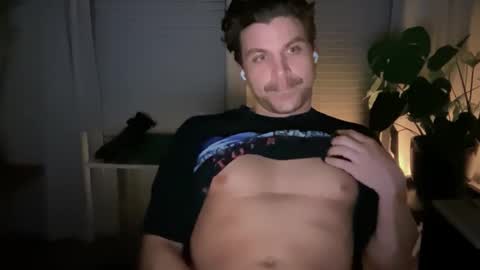 Snapshot of scottybeam chatting on 01/02/25, 09:43 Scotty online show from 01/02/25, 09:43