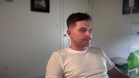 Snapshot of scottybeam chatting on 01/15/25, 02:49 Scotty online show from 01/15/25, 02:49