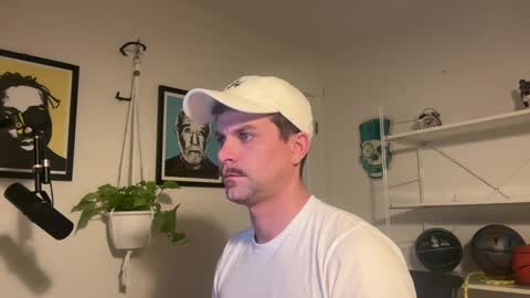 Snapshot of scottybeam chatting on 02/22/25, 02:50 Scotty online show from 02/22/25, 02:50