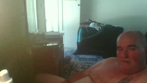 Snapshot of scottyj2007 chatting on 02/10/25, 06:42 scottyj2007 online show from 02/10/25, 06:42