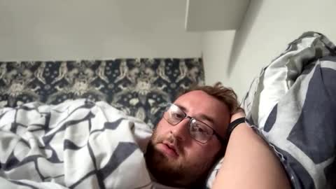 StraightScouse online show from 10/12/25, 09:08