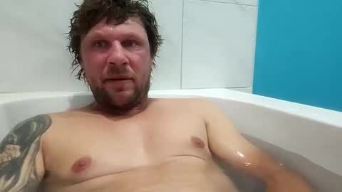 Snapshot of scruff2022 chatting on 09/30/25, 09:53 Scruff2022 online show from 09/30/25, 09:53