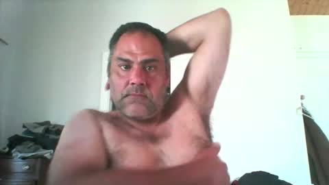 Snapshot of scubi007 chatting on 09/24/25, 02:20 scubi007 online show from 09/24/25, 02:20