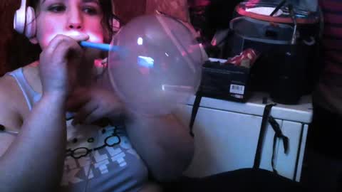 Snapshot of scumbagsmith chatting on 01/05/25, 06:56 Danni online show from 01/05/25, 06:56