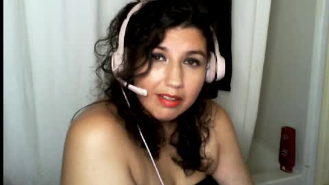 Snapshot of scumbagsmith chatting on 09/25/25, 09:40 Danni online show from 09/25/25, 09:40