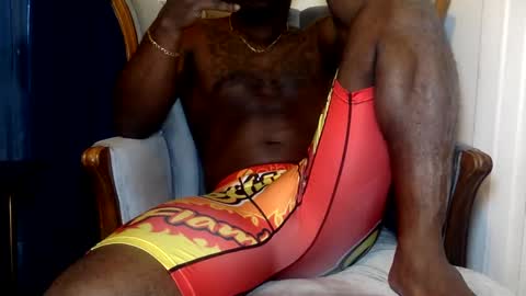 Snapshot of sdawg2xx chatting on 01/23/25, 09:29 sdawg2xx online show from 01/23/25, 09:29