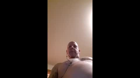 Snapshot of sdell1251524567 chatting on 05/08/26, 07:46 sdell1251524567 online show from 05/08/26, 07:46