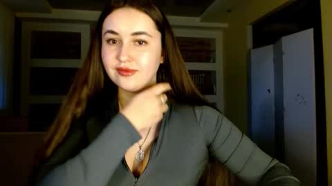 Snapshot of sea_cocktail chatting on 02/13/26, 02:35 Elizabeth online show from 02/13/26, 02:35