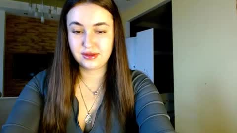 Snapshot of sea_cocktail chatting on 02/14/26, 09:39 Elizabeth online show from 02/14/26, 09:39