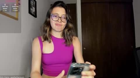 Aria Independent model online show from 11/07/25, 12:10