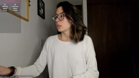 Aria Independent model online show from 12/18/25, 12:17