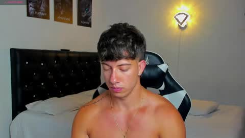 Snapshot of sean_brownx chatting on 04/01/26, 01:41 Sean online show from 04/01/26, 01:41