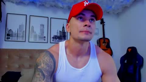Snapshot of sean_carrera69 chatting on 07/08/26, 12:04 Sean Carrera online show from 07/08/26, 12:04