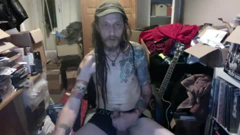 Snapshot of seasidesteve71 chatting on 07/07/26, 12:13 seasidesteve71 online show from 07/07/26, 12:13