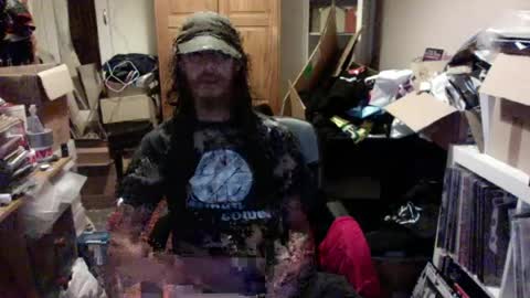Snapshot of seasidesteve71 chatting on 07/26/26, 01:58 seasidesteve71 online show from 07/26/26, 01:58