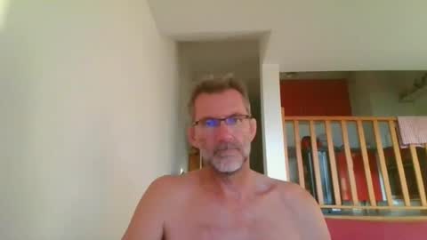 Snapshot of seb846894 chatting on 06/24/26, 06:40 seb846894 online show from 06/24/26, 06:40