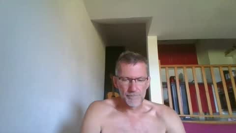 Snapshot of seb846894 chatting on 07/06/26, 09:28 seb846894 online show from 07/06/26, 09:28