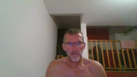 Snapshot of seb846894 chatting on 07/12/26, 06:10 seb846894 online show from 07/12/26, 06:10
