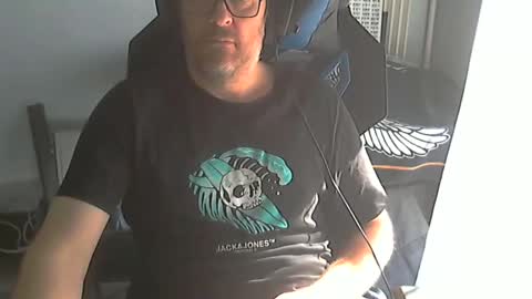 Snapshot of seba881975 chatting on 09/18/25, 07:10 Sba Fr online show from 09/18/25, 07:10