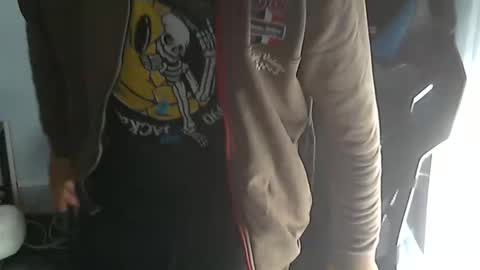 Snapshot of seba881975 chatting on 09/27/25, 09:03 Sba Fr online show from 09/27/25, 09:03