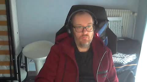 Snapshot of seba881975 chatting on 12/14/25, 10:20 Sba Fr online show from 12/14/25, 10:20