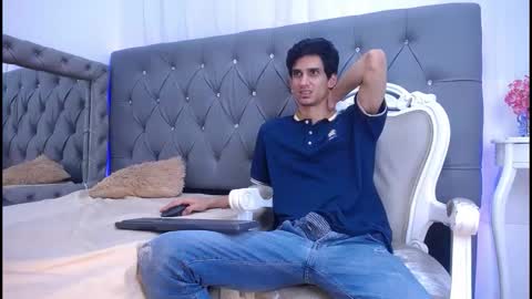 sebalexis7 online show from 10/17/25, 03:20