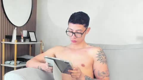 Snapshot of sebas_1122 chatting on 04/22/26, 12:39 SEBASTIAN online show from 04/22/26, 12:39