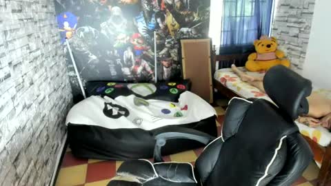 Snapshot of sebas_jusa chatting on 06/27/26, 12:22 sebas jusa online show from 06/27/26, 12:22