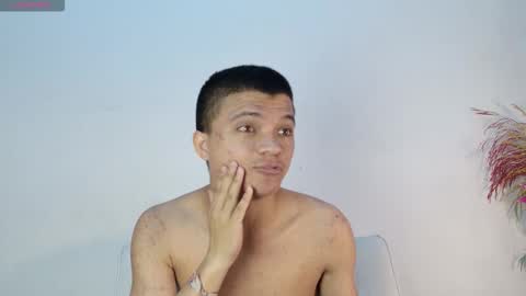 Snapshot of sebas_n_aly chatting on 02/25/26, 03:05 ely online show from 02/25/26, 03:05