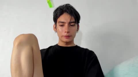 Snapshot of sebas_rosse chatting on 12/04/24, 02:09 sebastian online show from 12/04/24, 02:09