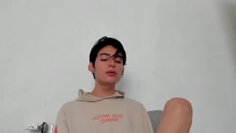 Snapshot of sebas_rosse chatting on 12/05/24, 03:06 sebastian online show from 12/05/24, 03:06