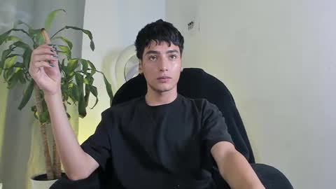 sebastian online show from 12/17/25, 02:01