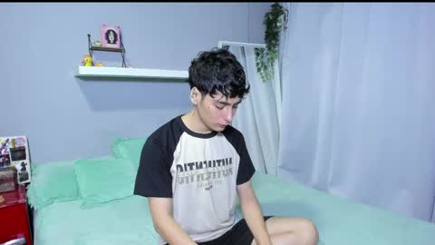 Snapshot of sebas_rosse chatting on 06/02/26, 03:08 sebastian online show from 06/02/26, 03:08