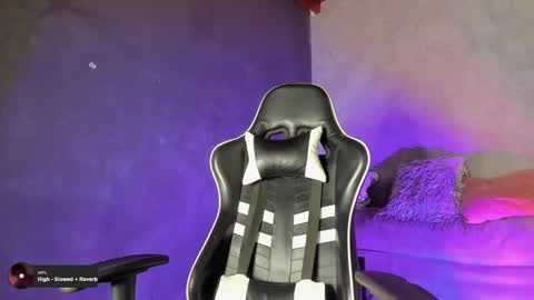 Sebastian online show from 03/12/25, 05:46