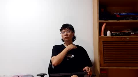 Sebas online show from 01/09/26, 04:59