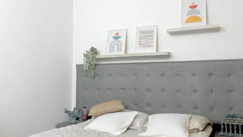 Snapshot of sebastamayo_ chatting on 02/22/26, 08:02 SEBAS online show from 02/22/26, 08:02