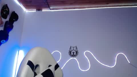 Sebastian online show from 12/22/25, 10:45