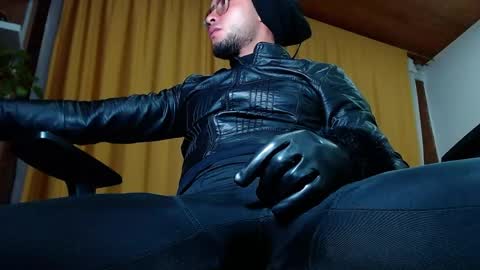 Sebastian online show from 05/23/26, 05:23