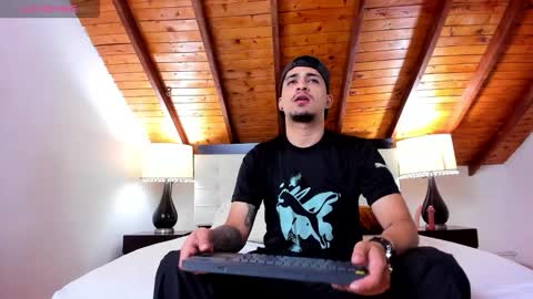 Sebastian Berne online show from 10/26/25, 07:31