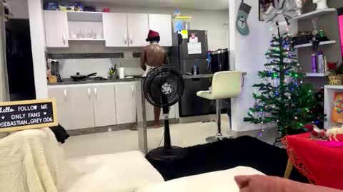 Snapshot of sebastian_grey06 chatting on 11/25/25, 01:49 SEBASTIAN GREY online show from 11/25/25, 01:49